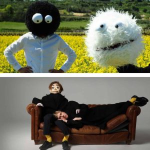 Muñecos de teatro con personajes divertidos en festival Imaginaria, destacando la creatividad y la m.